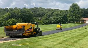 Best Driveway Snow Removal Preparation  in Lino Lakes, MN